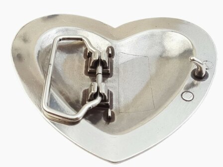 Buckle heart